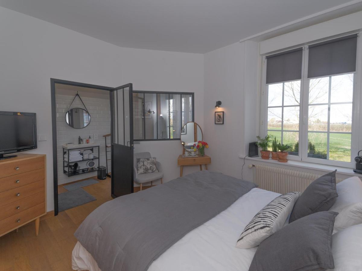 Les Berges Hotel Bourbourg Buitenkant foto