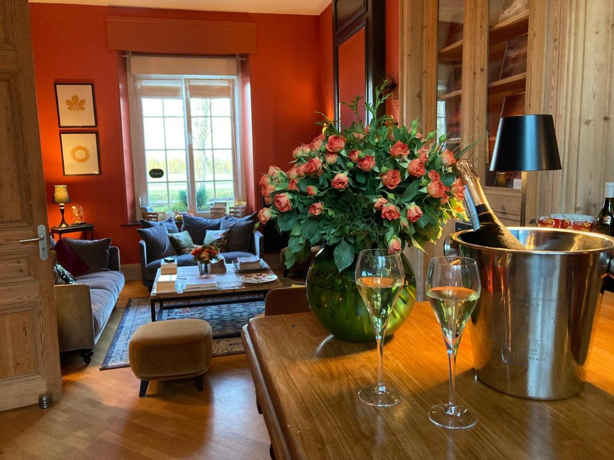 Les Berges Hotel Bourbourg Buitenkant foto
