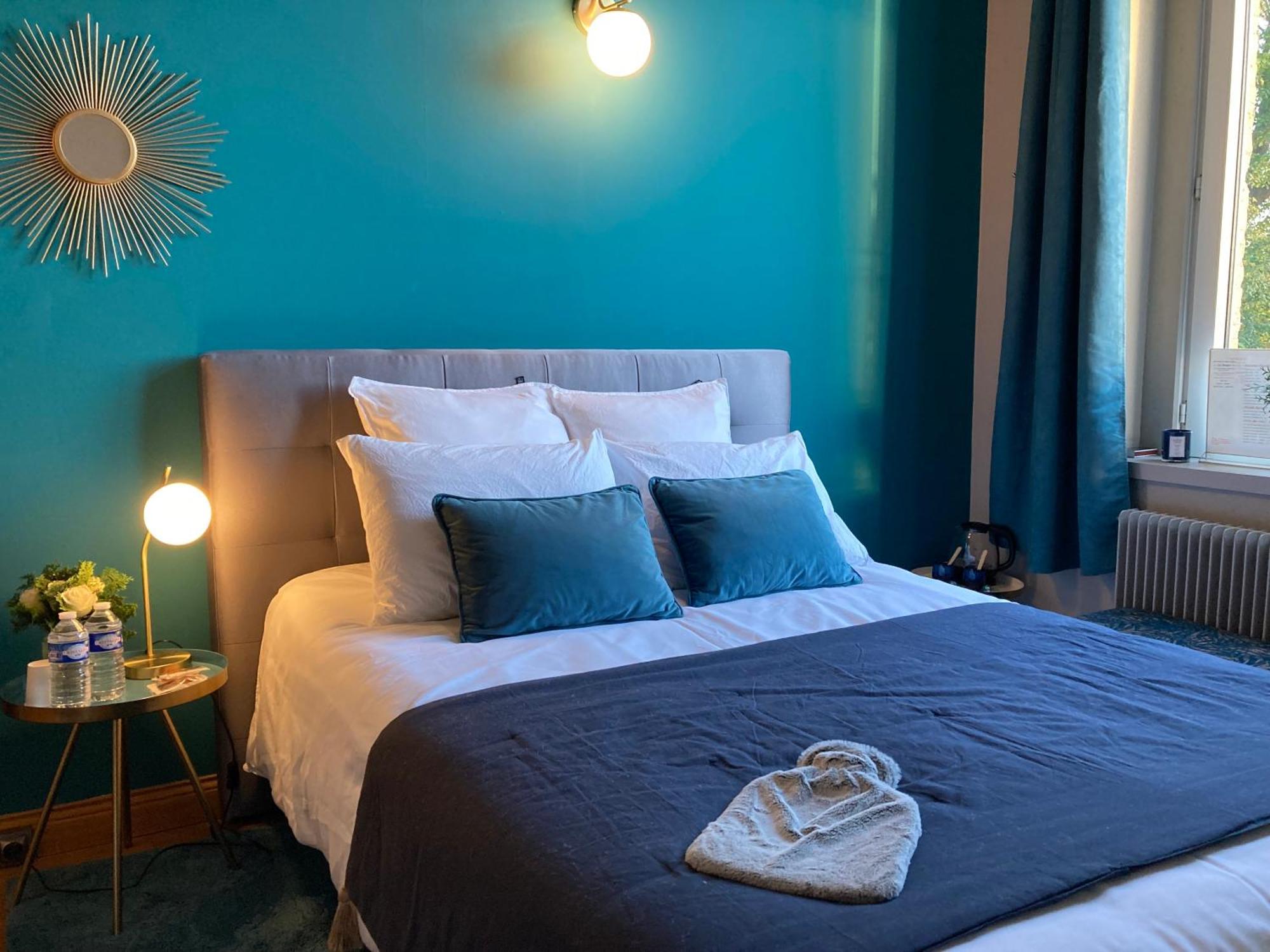 Les Berges Hotel Bourbourg Buitenkant foto